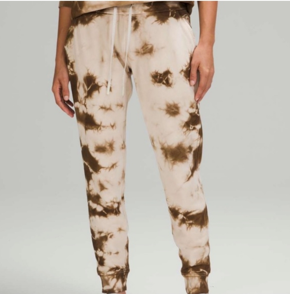Lululemon Warm Down Jogger size 4